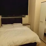 Lovely Spacious Room In Coventry